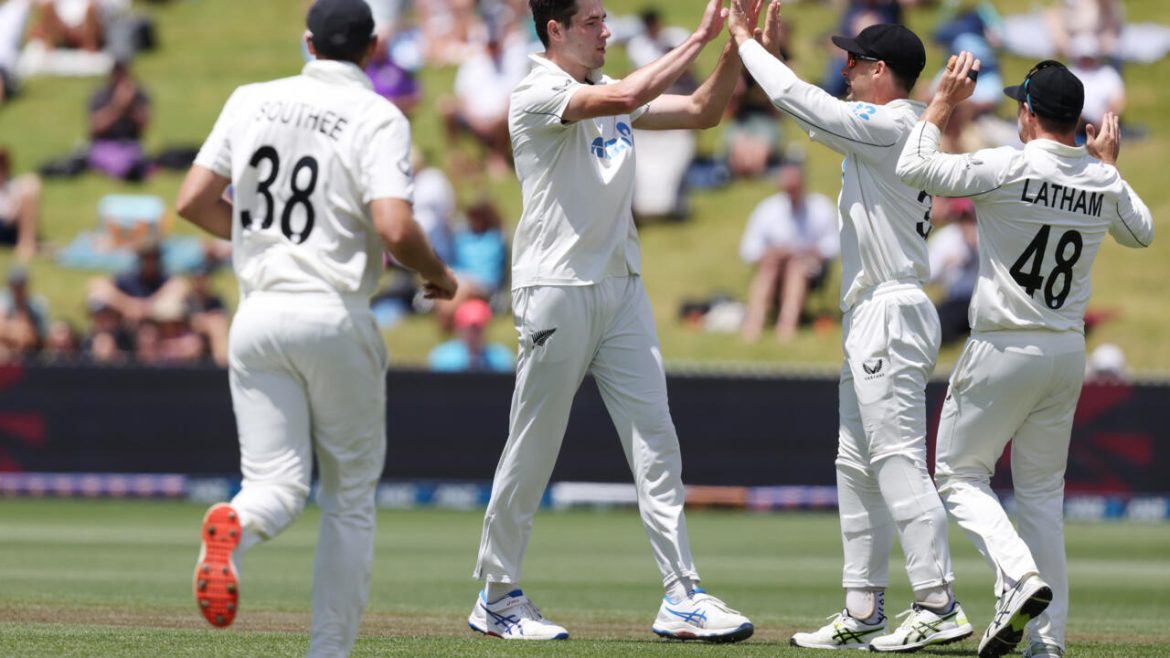 New Zealand crush England to send Southee out on a high