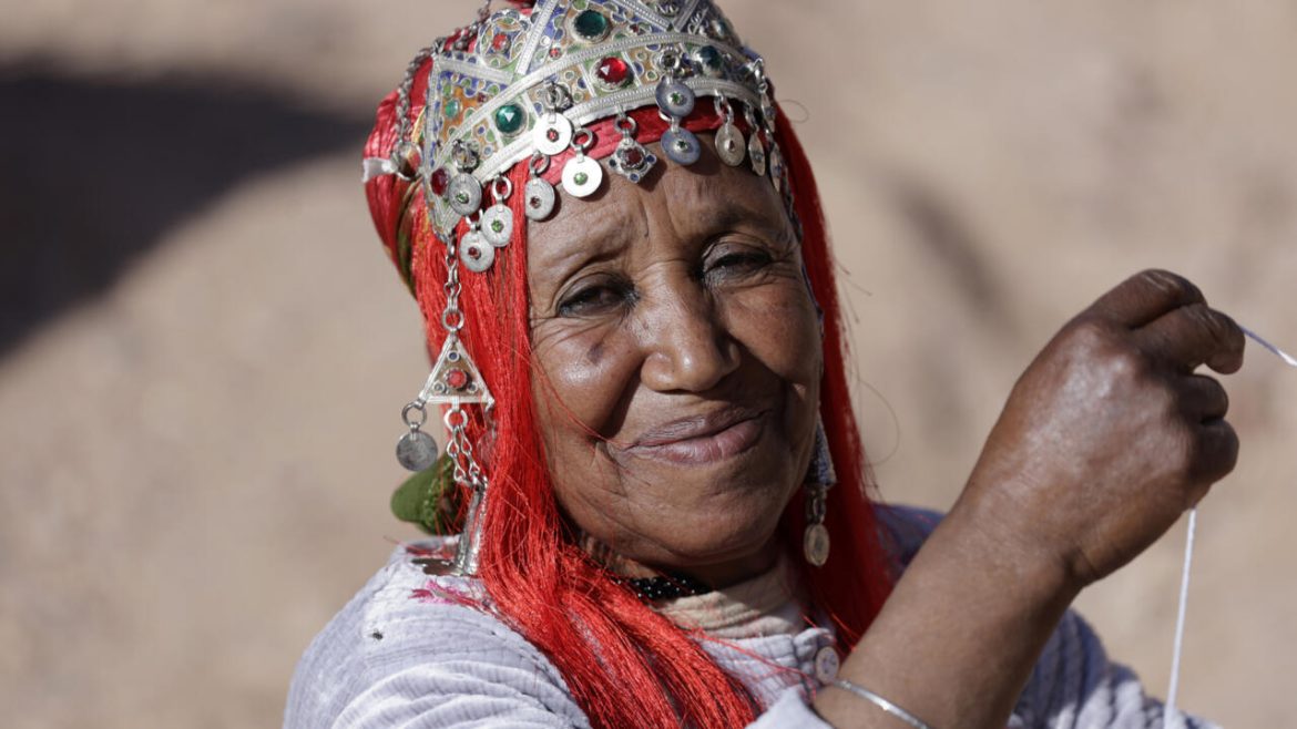 Morocco's women rug weavers battle to save age