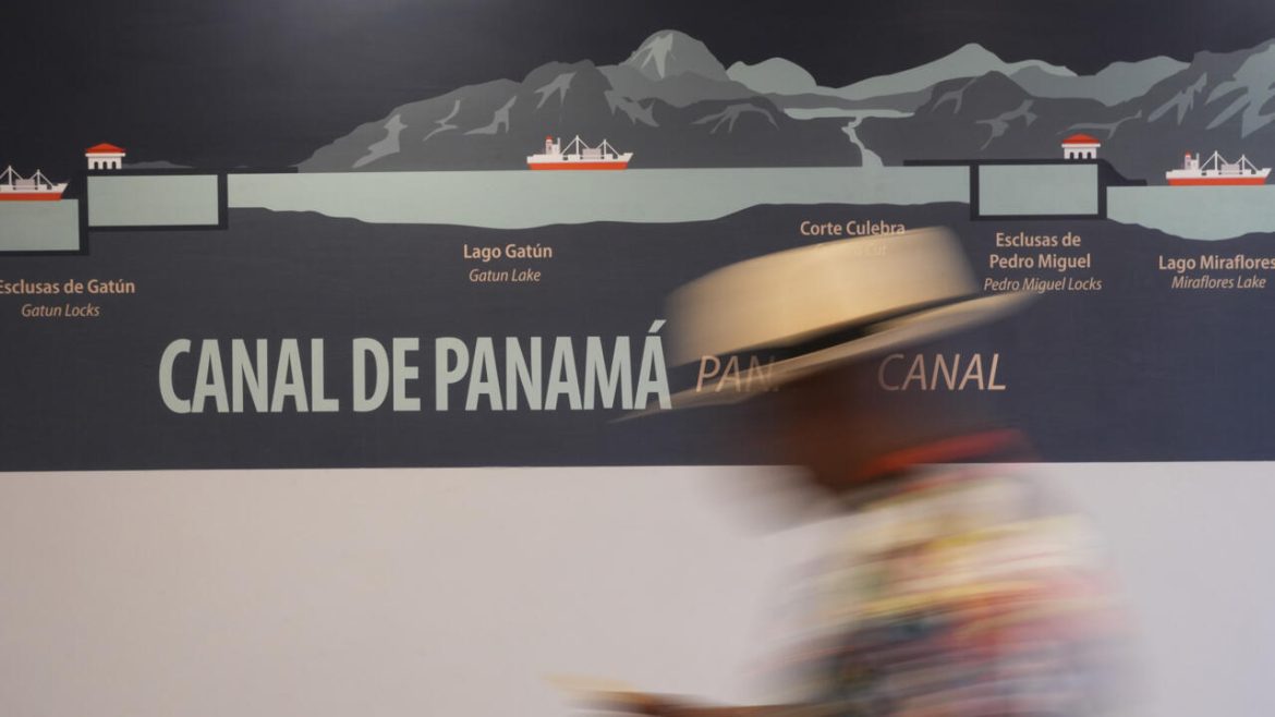 Panama leaders past and present reject Trump's threat of Canal takeover