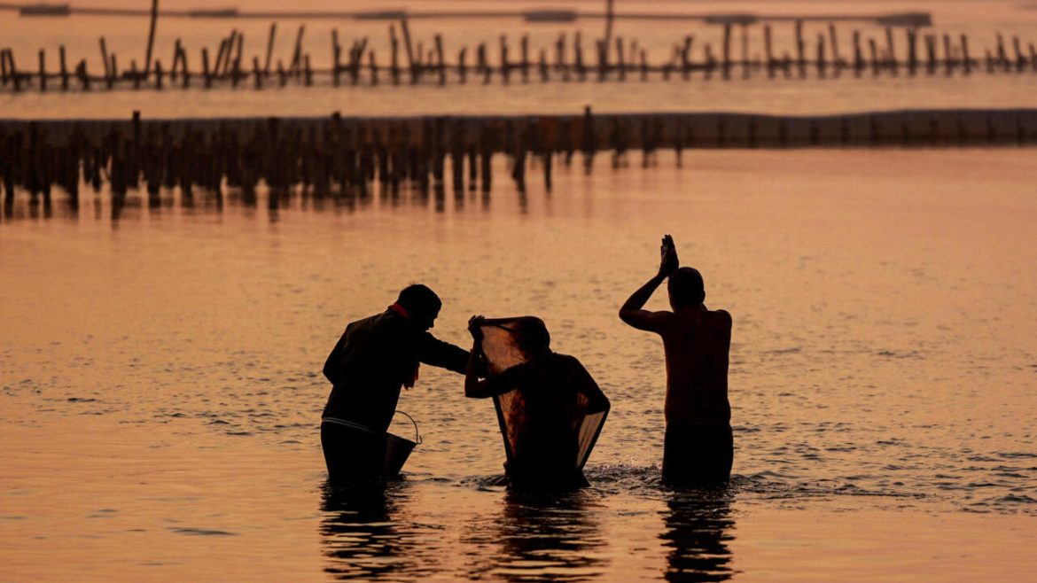 India readies for 400 million pilgrims at mammoth festival