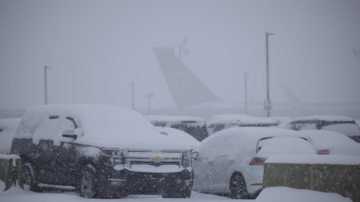 Central US pummeled by snow, ice as major storm heads east