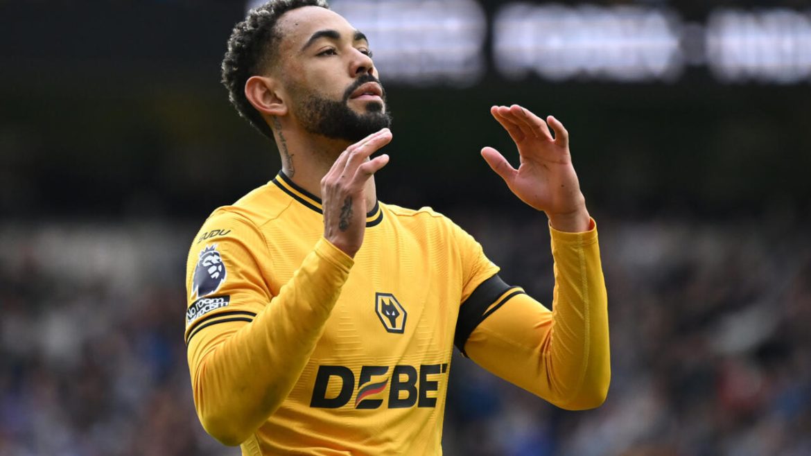 Ban for Wolves striker Cunha cut after offer to buy new glasses for security guard