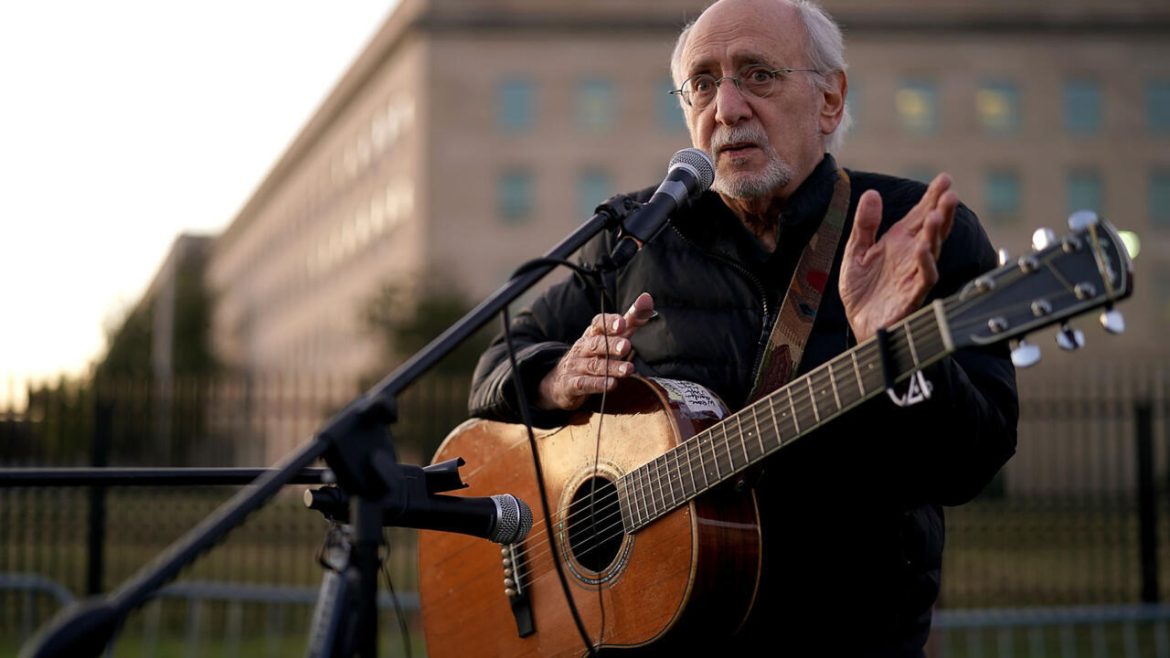 Peter Yarrow of Peter, Paul and Mary dead at 86