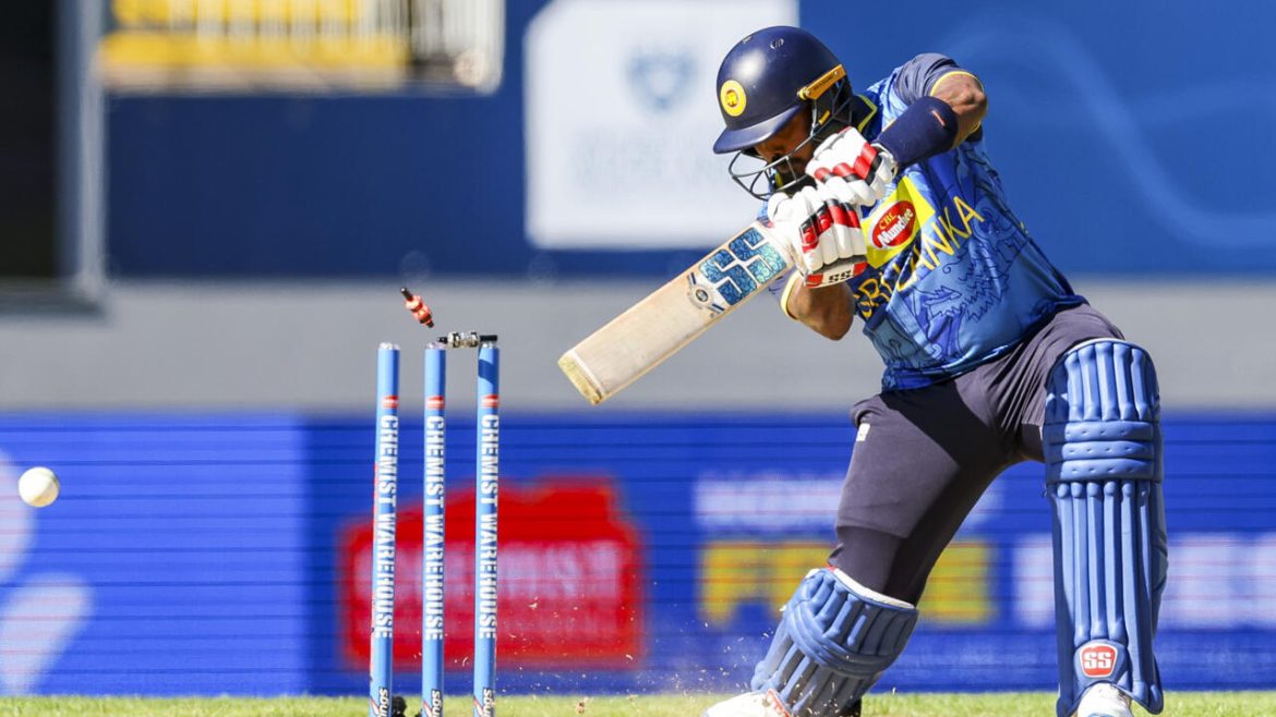 Sri Lanka bowlers skittle New Zealand in 140